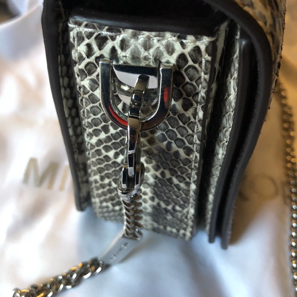 Michael Kors crossbody - Picture 3 of 4